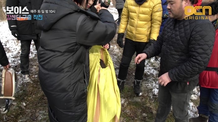 %EA%B0%95%EC%84%BC%ED%84%B0_%EA%B5%AC%EC